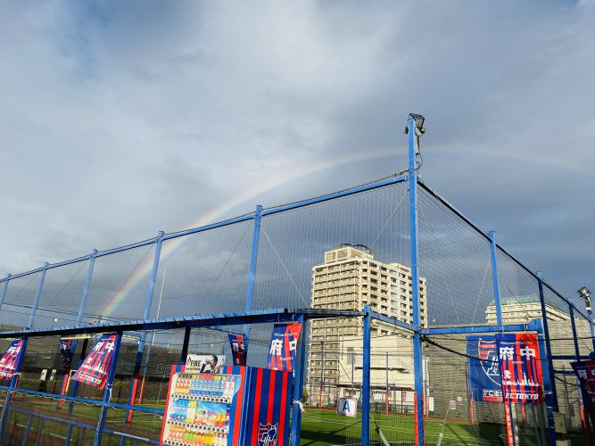 雨上がりの空の画像