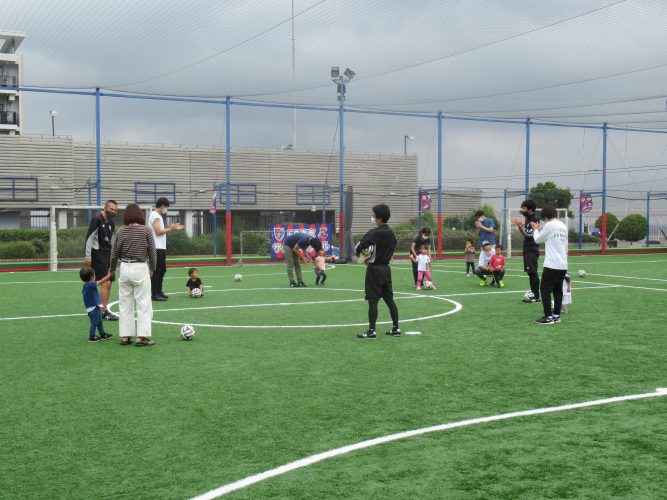 親子でサッカーしてきました！の画像